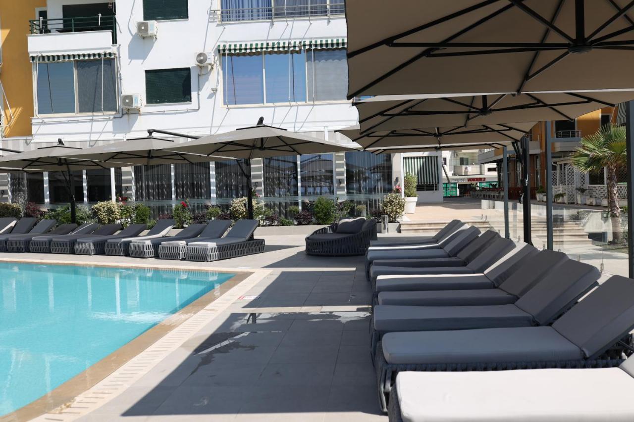 Comfort Suites Golem  Esterno foto