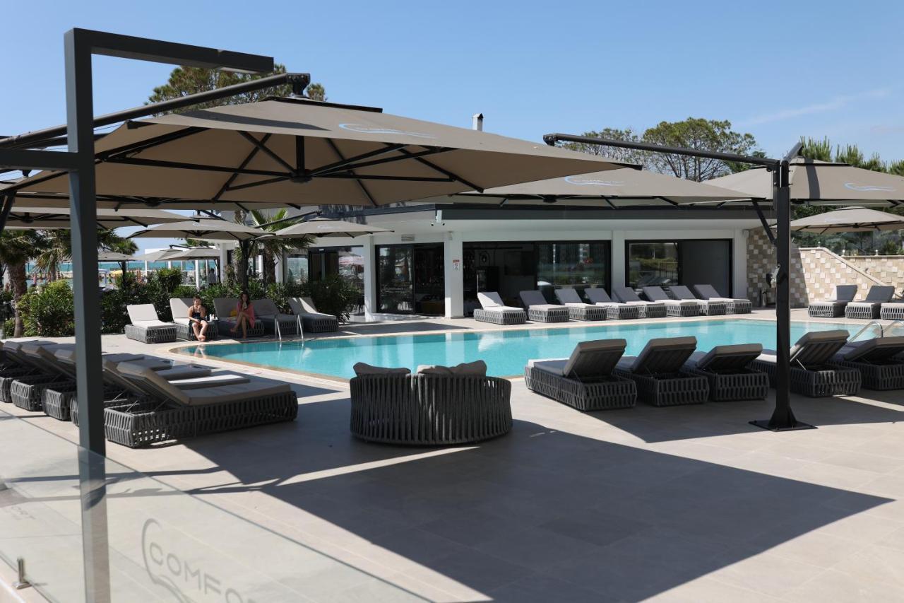 Comfort Suites Golem  Esterno foto