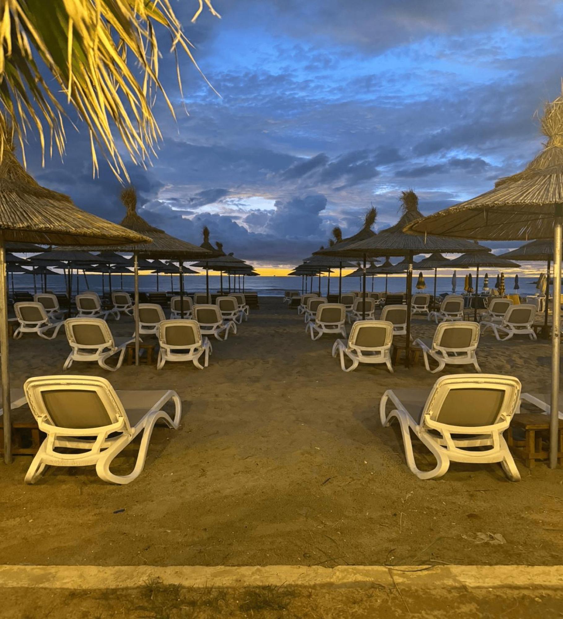 Comfort Suites Golem  Esterno foto