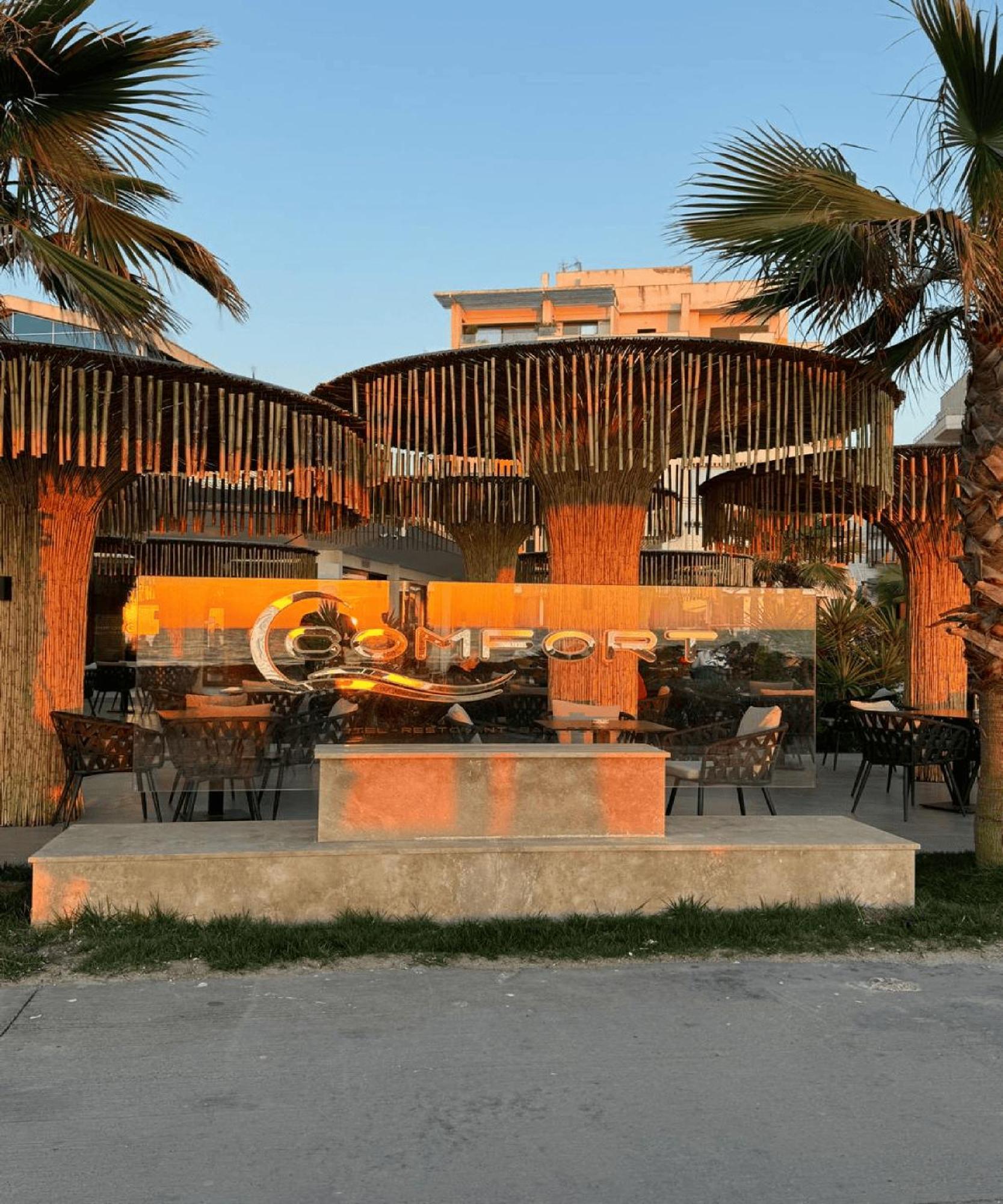 Comfort Suites Golem  Esterno foto