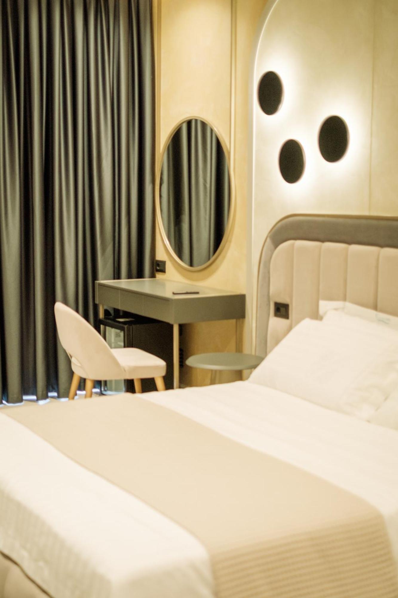 Comfort Suites Golem  Esterno foto